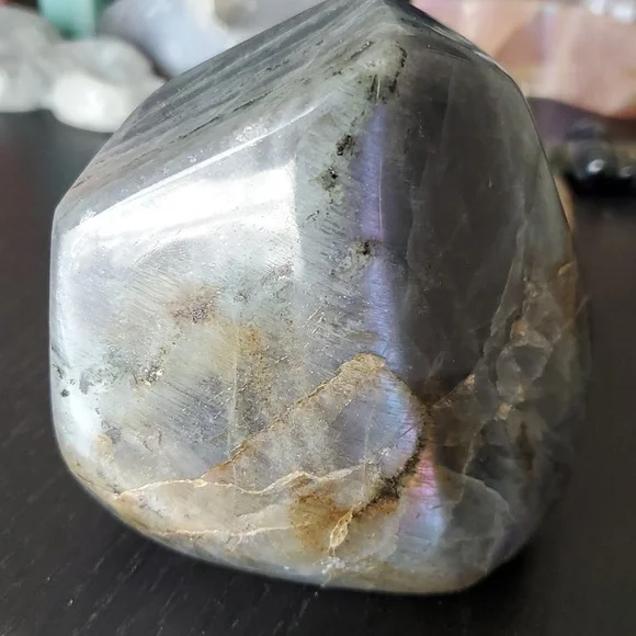 Labradorite free form 🪨 - Picture 1 of 7